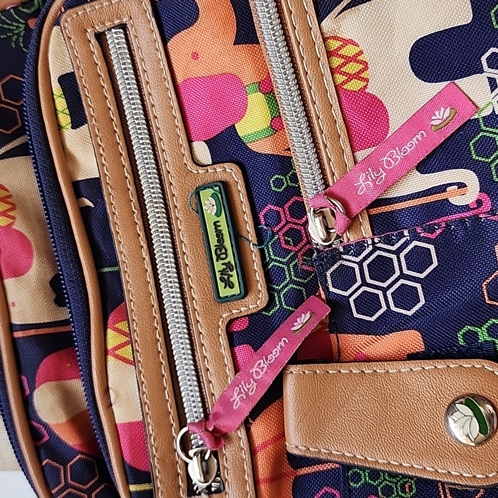Lily Bloom Elephant Geometric Crossbody - Picture 2 of 11